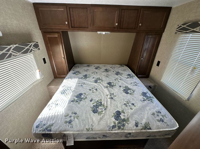 image for item DP3216 2016 Keystone Hideout  camper