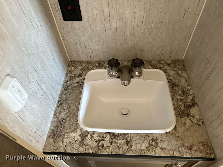 image for item DP3217 2024 Idle-Time 281 BHS  camper