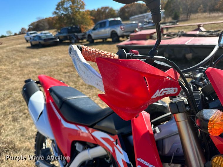 image for item DP3219 2019 Honda CRF250L  dirt bike