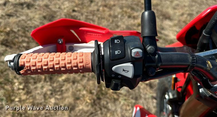 image for item DP3219 2019 Honda CRF250L  dirt bike