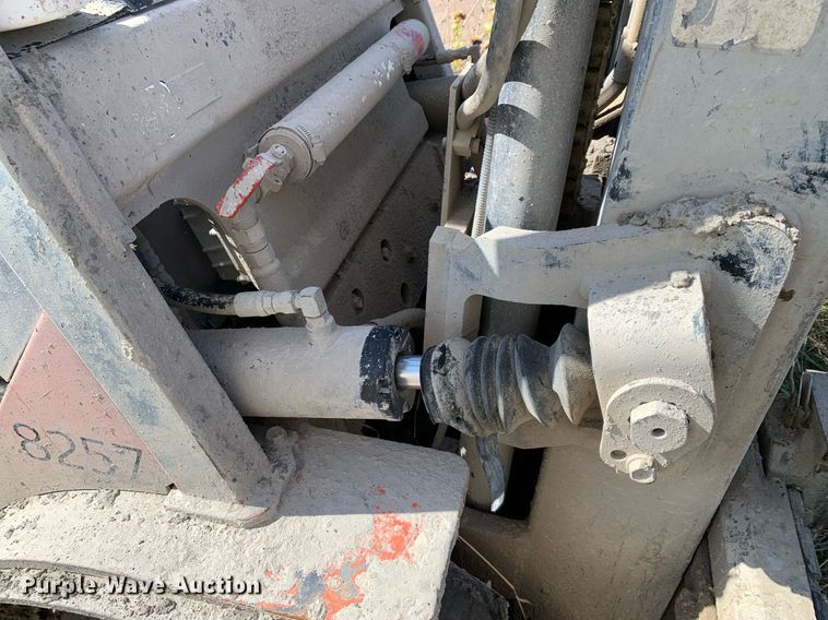 image for item DP8744 2002 Toyota 7FGU30  forklift