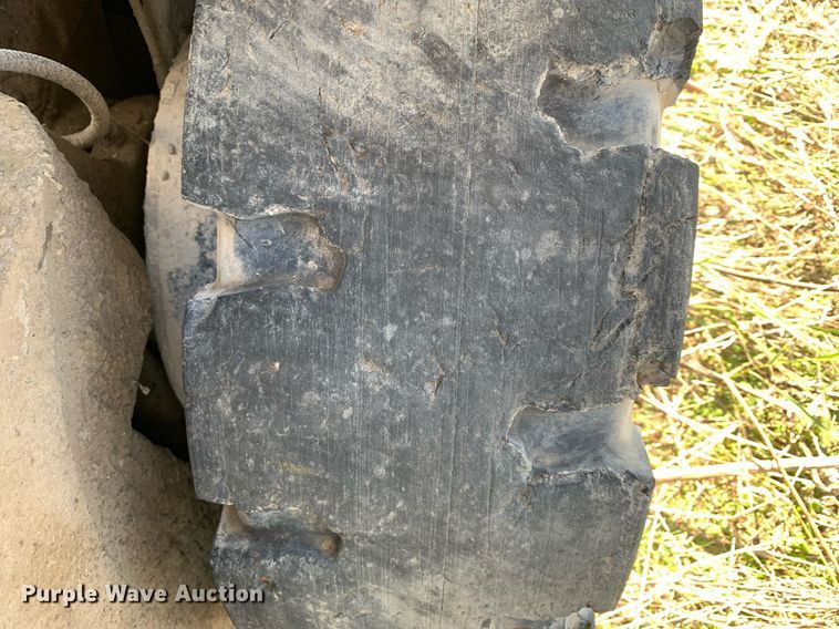 image for item DP8744 2002 Toyota 7FGU30  forklift