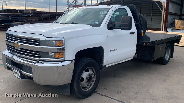 image for item DP8748 2015 Chevrolet Silverado 3500HD  flatbed pickup truck