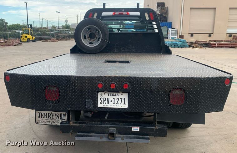 image for item DP8748 2015 Chevrolet Silverado 3500HD  flatbed pickup truck