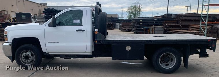 image for item DP8748 2015 Chevrolet Silverado 3500HD  flatbed pickup truck