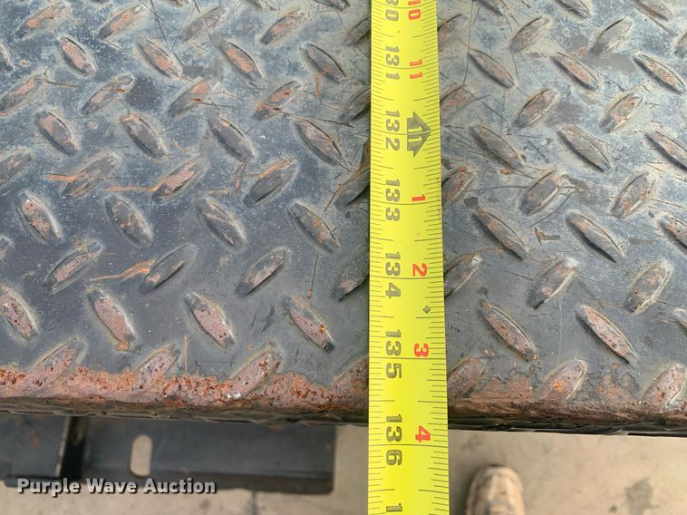 image for item DP8748 2015 Chevrolet Silverado 3500HD  flatbed pickup truck