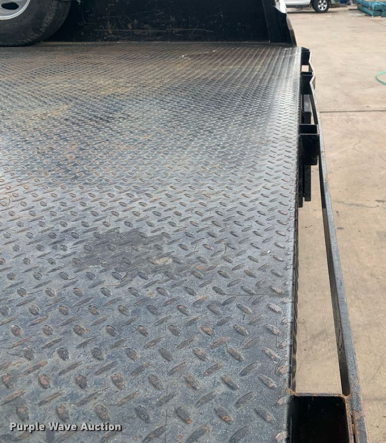 image for item DP8748 2015 Chevrolet Silverado 3500HD  flatbed pickup truck