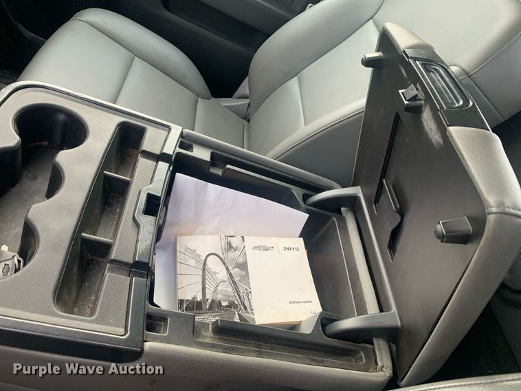 image for item DP8748 2015 Chevrolet Silverado 3500HD  flatbed pickup truck