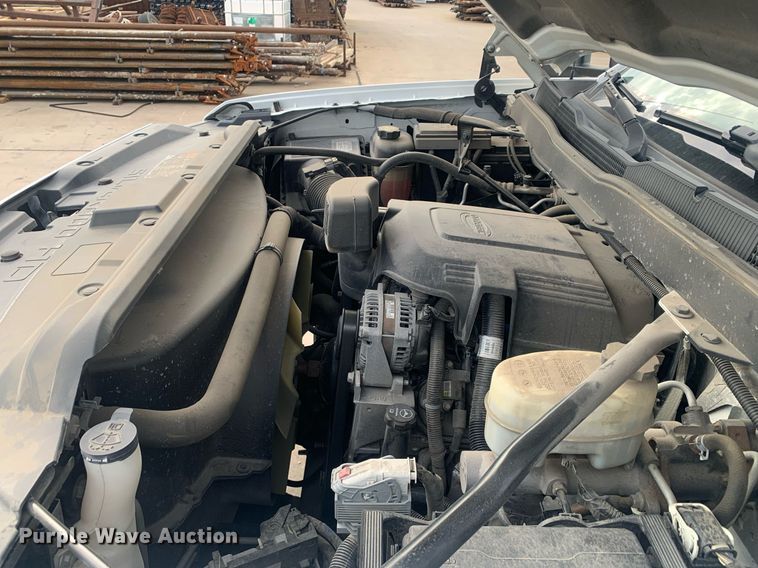 image for item DP8748 2015 Chevrolet Silverado 3500HD  flatbed pickup truck