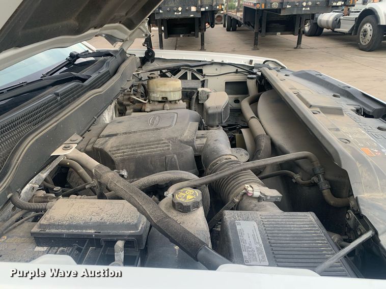 image for item DP8748 2015 Chevrolet Silverado 3500HD  flatbed pickup truck