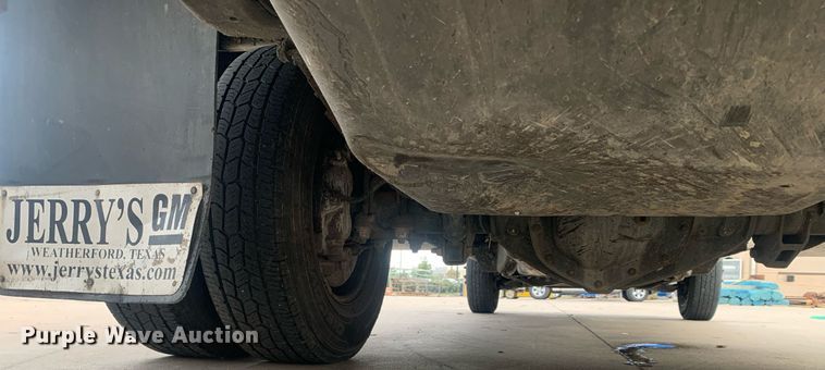 image for item DP8748 2015 Chevrolet Silverado 3500HD  flatbed pickup truck