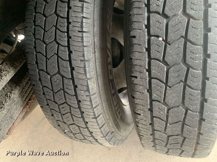 image for item DP8748 2015 Chevrolet Silverado 3500HD  flatbed pickup truck