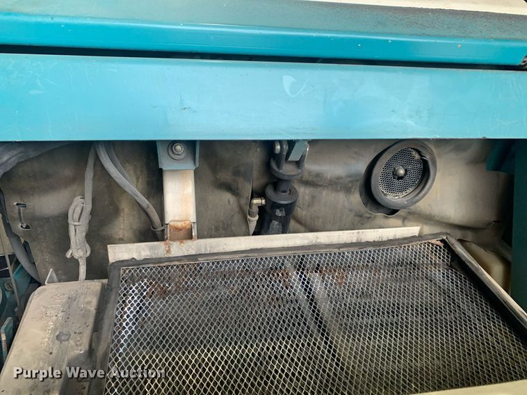 image for item DP8750 Tennent 8200ES  sweeper