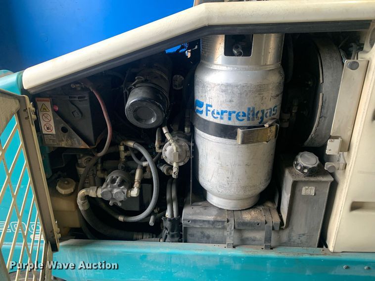 image for item DP8750 Tennent 8200ES  sweeper