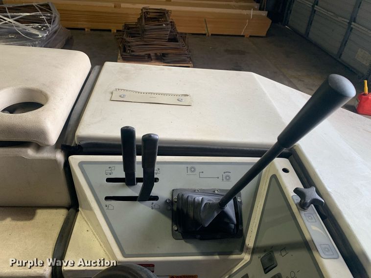 image for item DP8750 Tennent 8200ES  sweeper