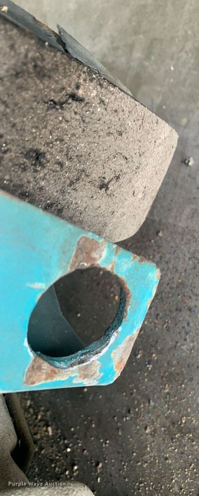 image for item DP8750 Tennent 8200ES  sweeper