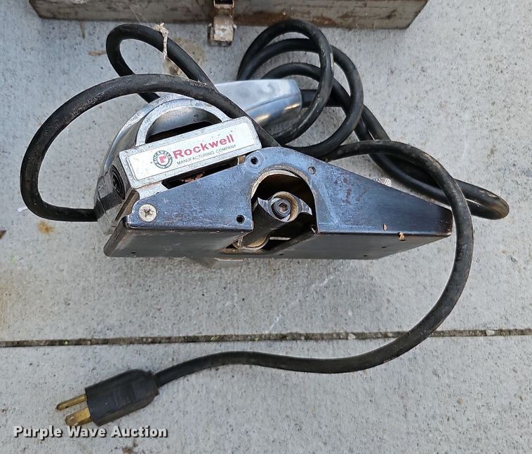 image for item DQ0325 Tools