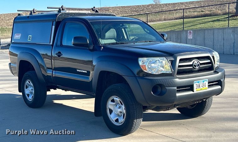 image for item DQ1050 2008 Toyota Tacoma  pickup truck