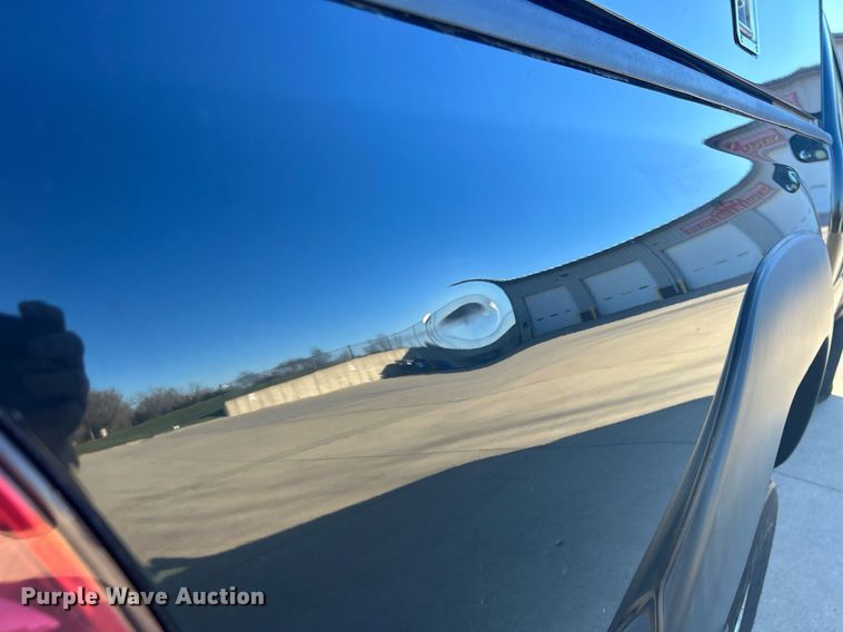 image for item DQ1050 2008 Toyota Tacoma  pickup truck