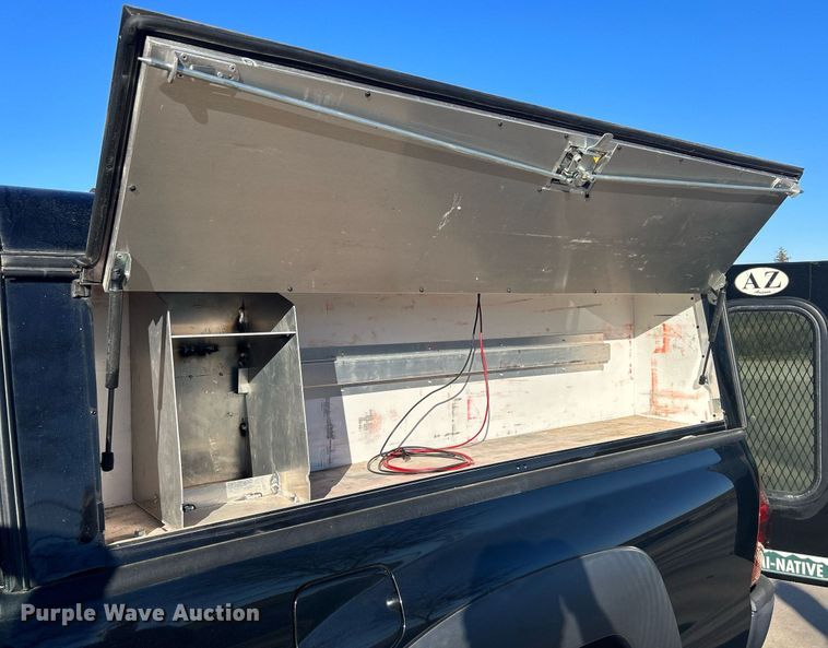 image for item DQ1050 2008 Toyota Tacoma  pickup truck