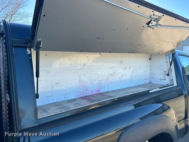 image for item DQ1050 2008 Toyota Tacoma  pickup truck