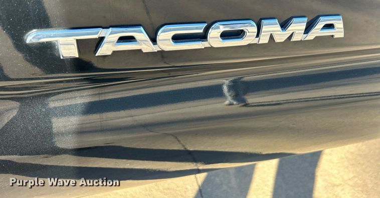 image for item DQ1050 2008 Toyota Tacoma  pickup truck