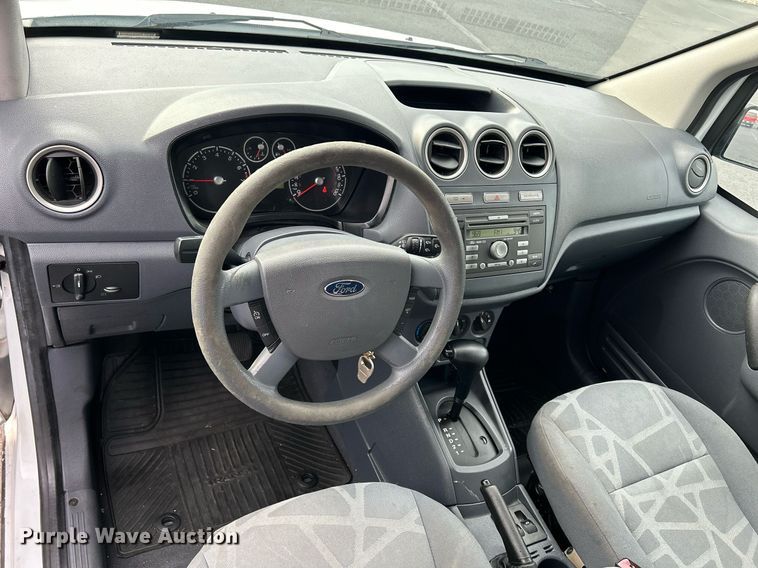 image for item DQ1058 2011 Ford Transit Connect XLT  van