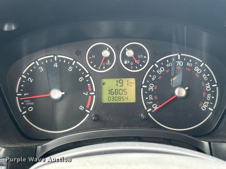 image for item DQ1058 2011 Ford Transit Connect XLT  van