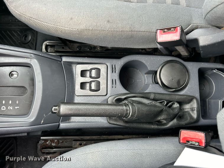 image for item DQ1058 2011 Ford Transit Connect XLT  van