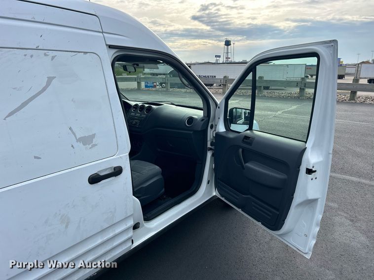 image for item DQ1058 2011 Ford Transit Connect XLT  van