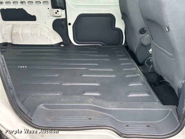 image for item DQ1058 2011 Ford Transit Connect XLT  van