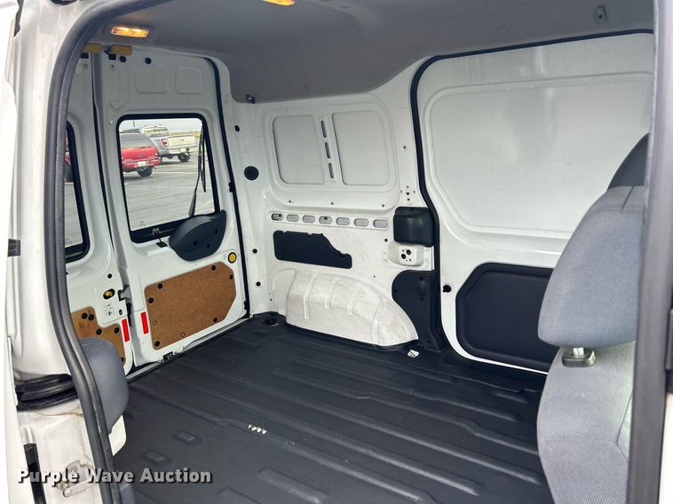 image for item DQ1058 2011 Ford Transit Connect XLT  van