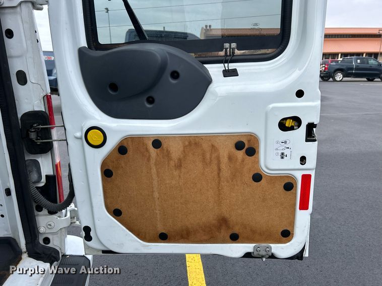 image for item DQ1058 2011 Ford Transit Connect XLT  van