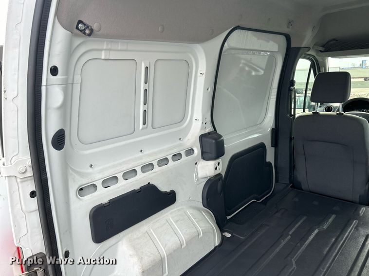 image for item DQ1058 2011 Ford Transit Connect XLT  van