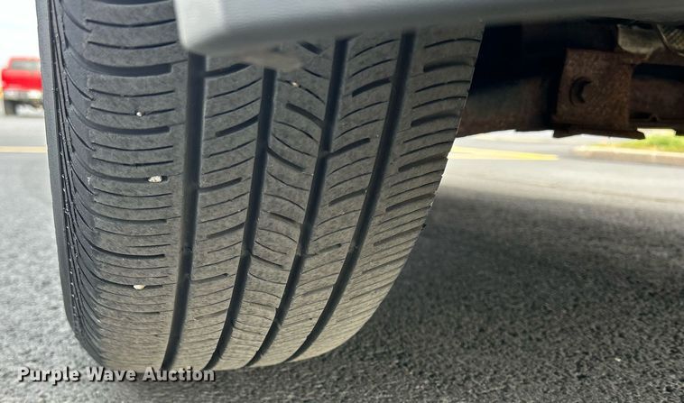 image for item DQ1058 2011 Ford Transit Connect XLT  van