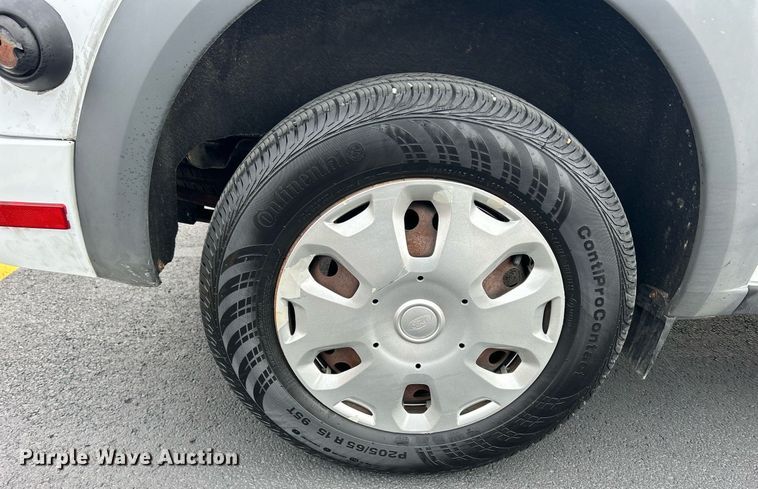 image for item DQ1058 2011 Ford Transit Connect XLT  van