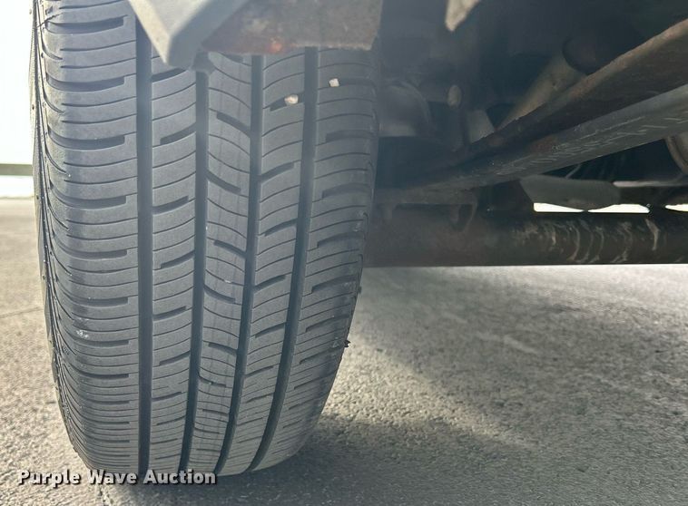 image for item DQ1058 2011 Ford Transit Connect XLT  van