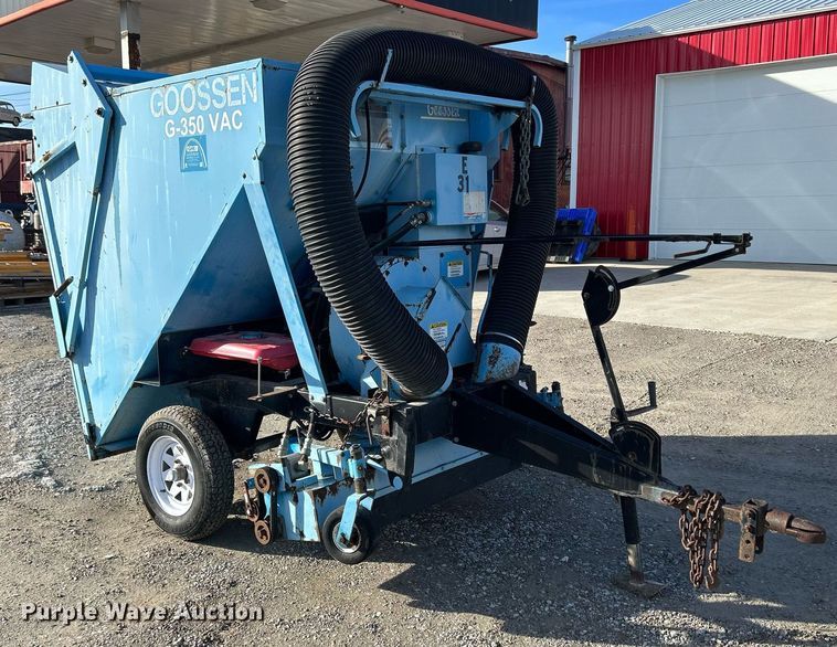 image for item DQ1062 Goossen G-350  lawn vacuum