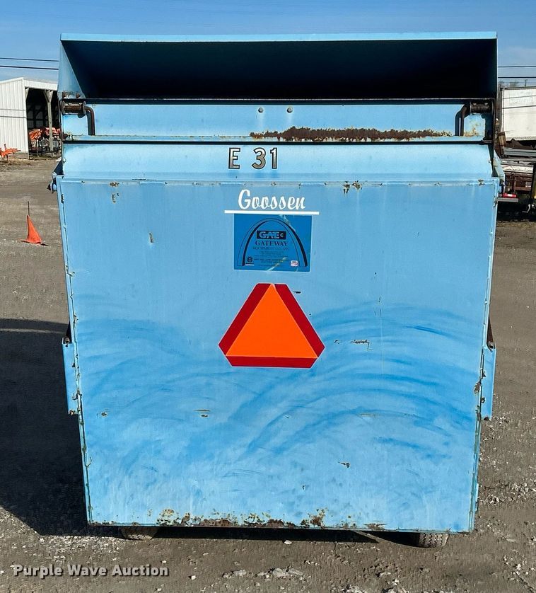 image for item DQ1062 Goossen G-350  lawn vacuum