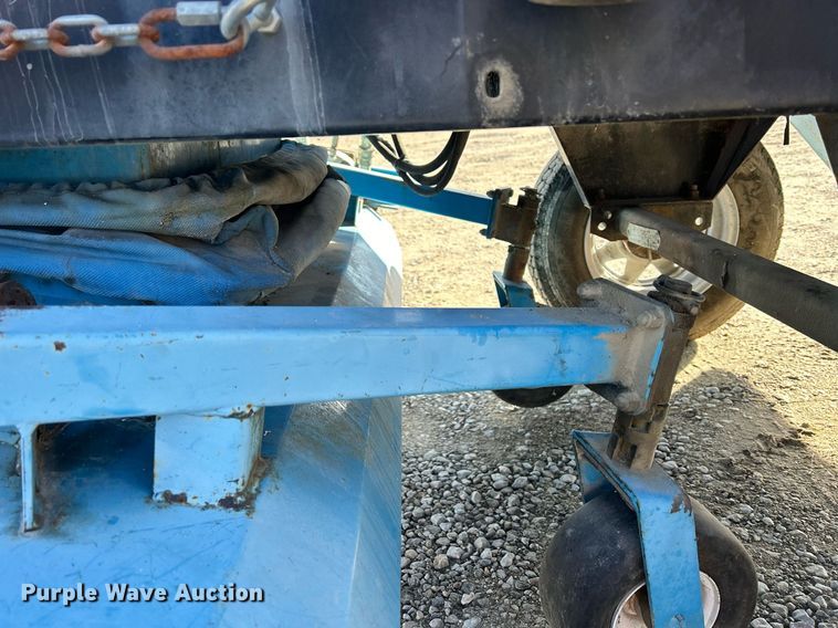 image for item DQ1062 Goossen G-350  lawn vacuum