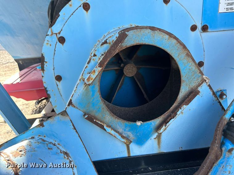 image for item DQ1062 Goossen G-350  lawn vacuum