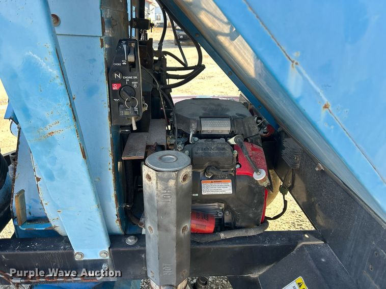 image for item DQ1062 Goossen G-350  lawn vacuum