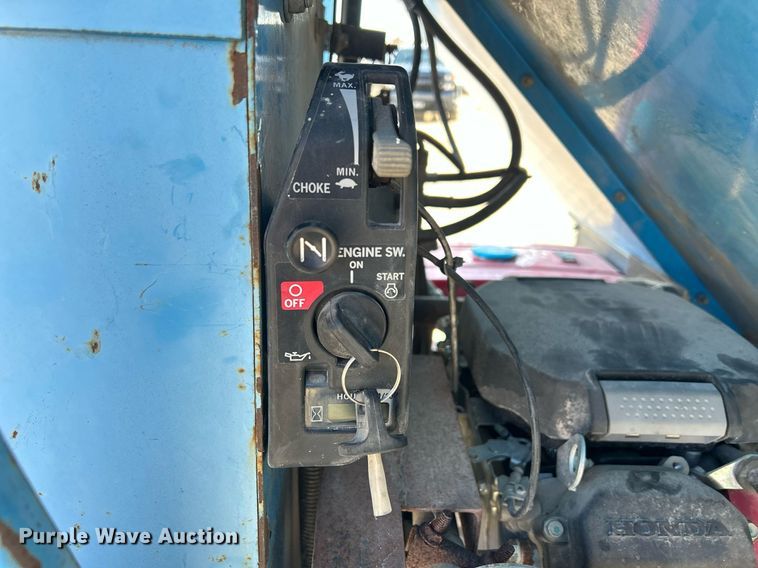 image for item DQ1062 Goossen G-350  lawn vacuum