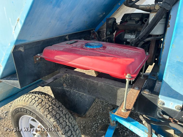 image for item DQ1062 Goossen G-350  lawn vacuum