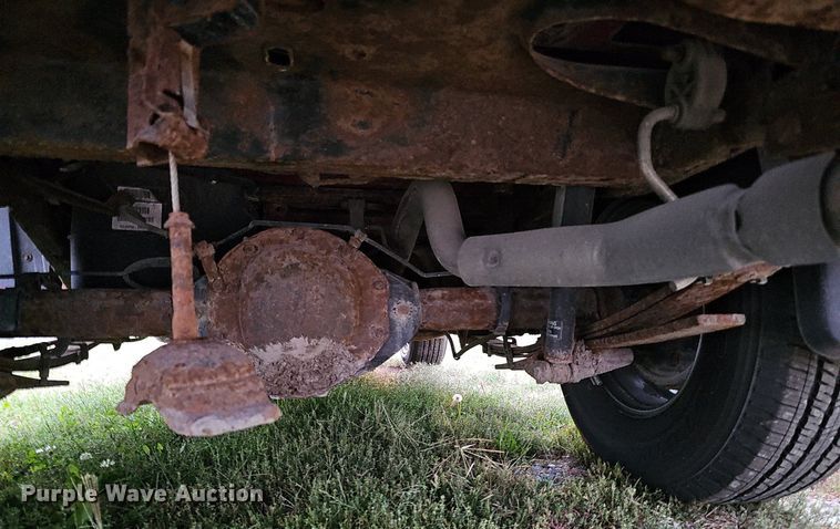 image for item DQ1159 2005 Chevrolet Colorado LS  pickup truck