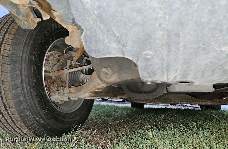 image for item DQ1159 2005 Chevrolet Colorado LS  pickup truck