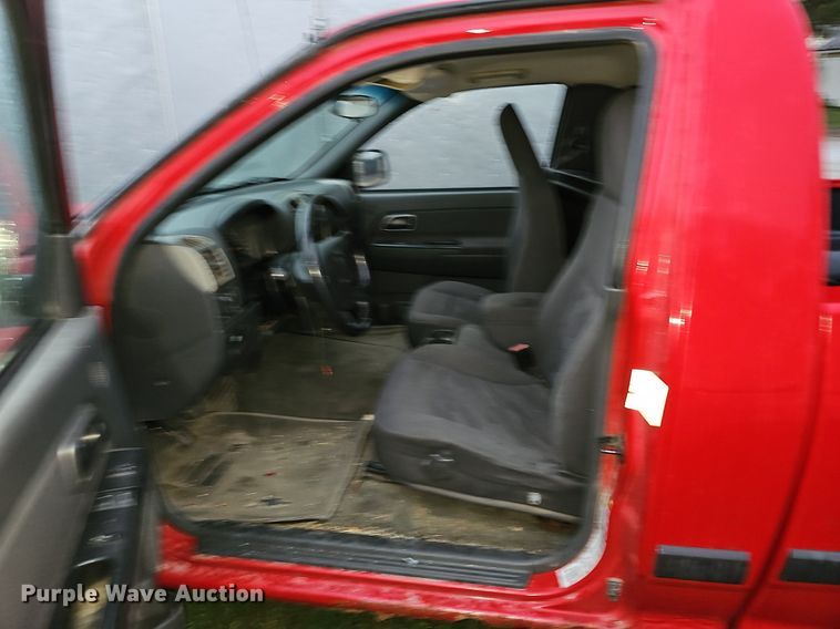 image for item DQ1159 2005 Chevrolet Colorado LS  pickup truck