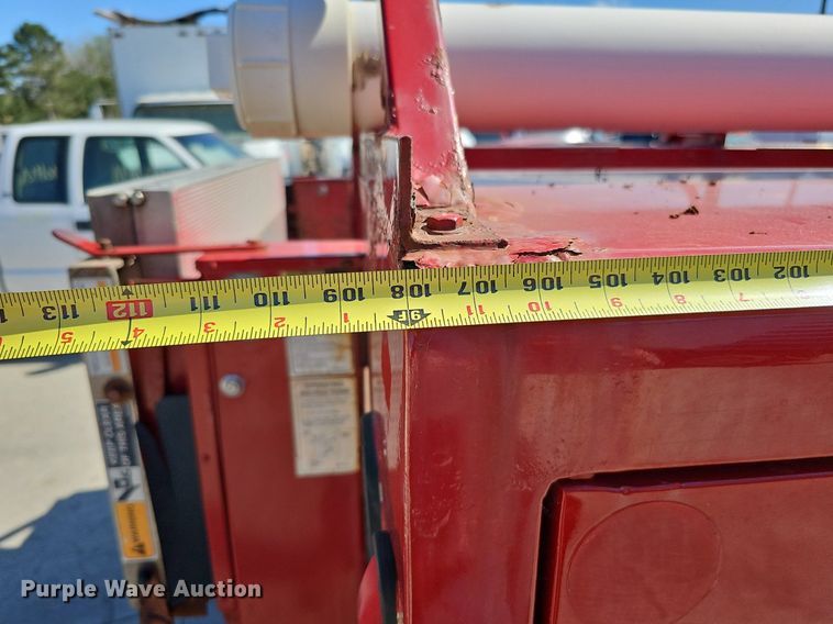 image for item DQ1172 2007 Chevrolet Silverado 3500  utility bed pickup truck