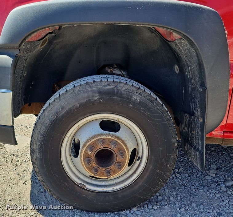 image for item DQ1172 2007 Chevrolet Silverado 3500  utility bed pickup truck