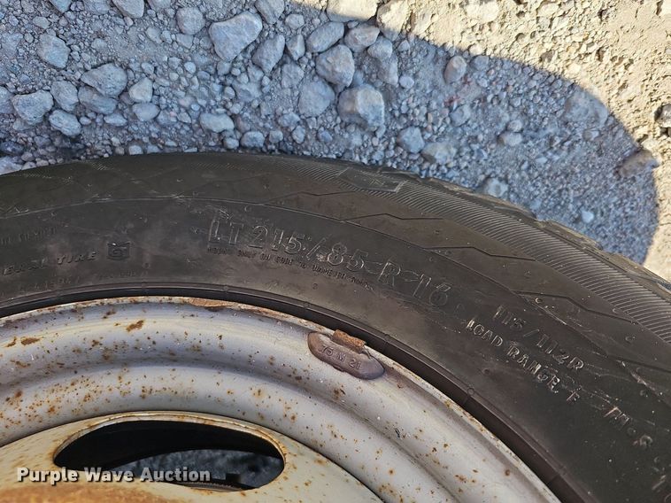 image for item DQ1172 2007 Chevrolet Silverado 3500  utility bed pickup truck